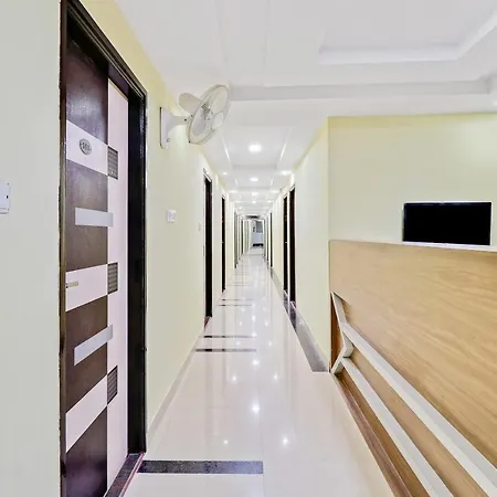 Oyo Sri Sai Residency Near Vijayanagar Metro Station Hotel